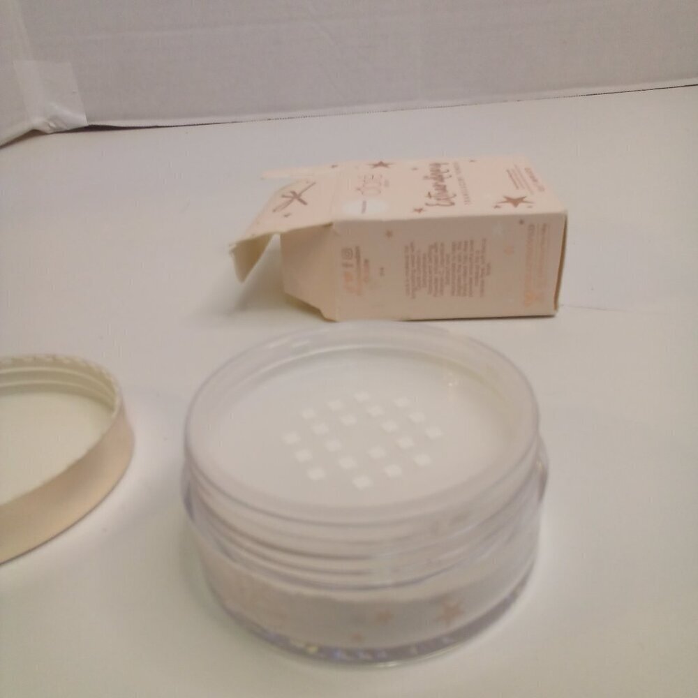 Ciate Extraordinary Translucent Powder .52 OZ Setting Powder - Picture 9 of 9